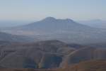 Vesuv Blick vom 1.428m hohem Monte Vergine auf den Vesuv.