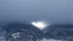 Rh�netal Die ersten Sonnenstrahlen des Jahres 2007 im Obergoms durch den sich durchsetzenden Hochdruckeinfluss aus Italien am Morgen des 03.01