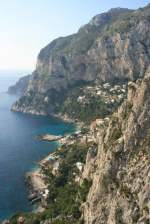 Inseln Isola di Capri: Blick entlang der S�dk�ste und Marina Picola.