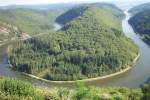 Blick von der Cloef auf die Saarschleife
http://de.wikipedia.org/wiki/Saarschleife  ...