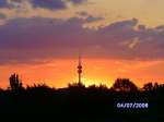 Sonnenunterg�nge M�nchen. Sonnenuntergang �ber dem Olympiaturm.
