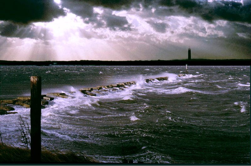 Es kommt Sturm auf...
In der N�he von Renesse/Zeeland
Diascan. 