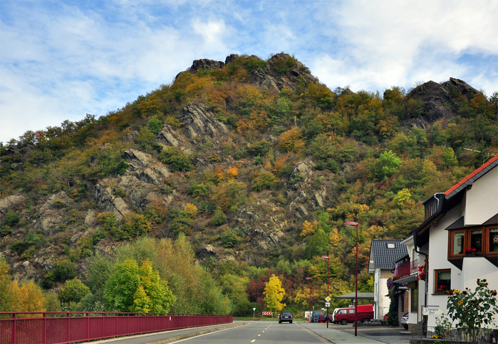 Ahrtal - Felsenwnde bei Ahrbrck - 08.10.2012