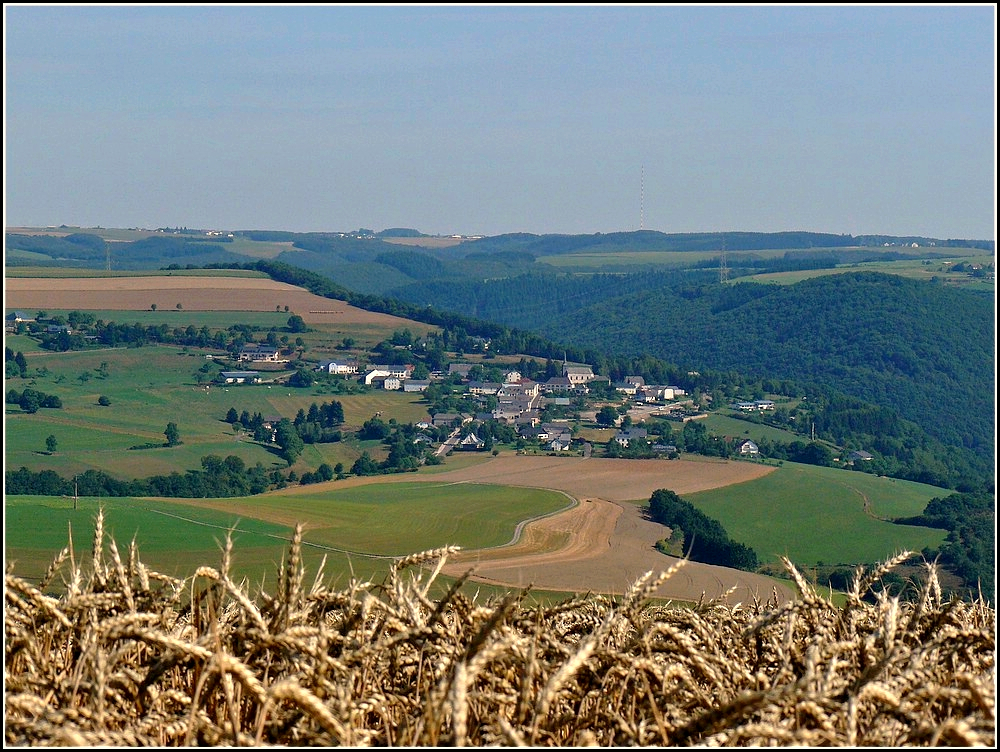 Aussicht von Bourscheid nach Schlindermanderscheid. 10.08.2010 (Hans)