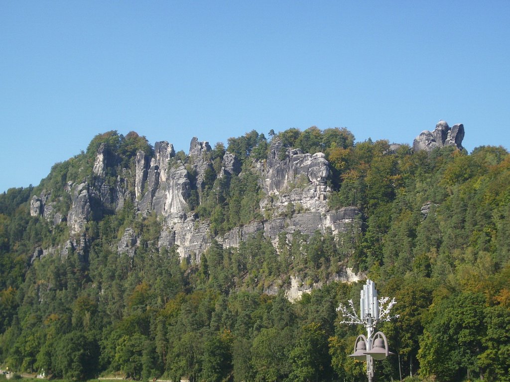 Berge Berge... vom Kurort Rathen aus am 03.10.2012