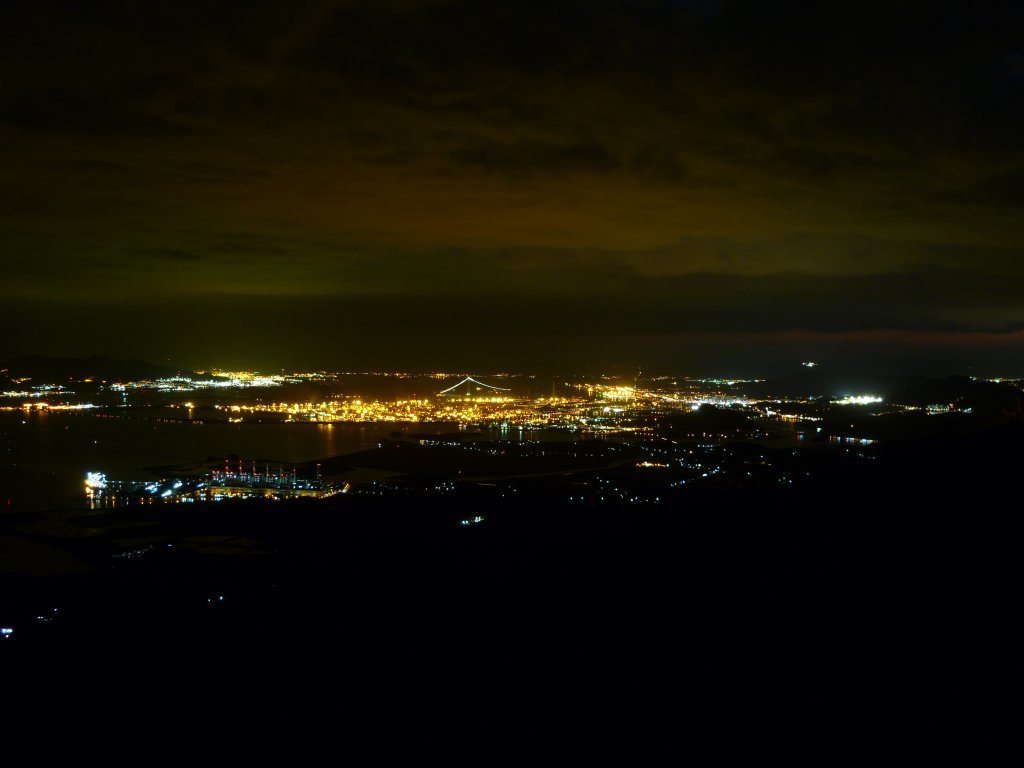 Blick auch Gwangyang (Sdkorea) nach Sonnenuntergang (2011).