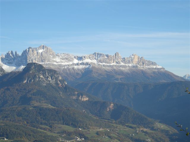 Blick auf die Dolomiten am 30.10.2011.