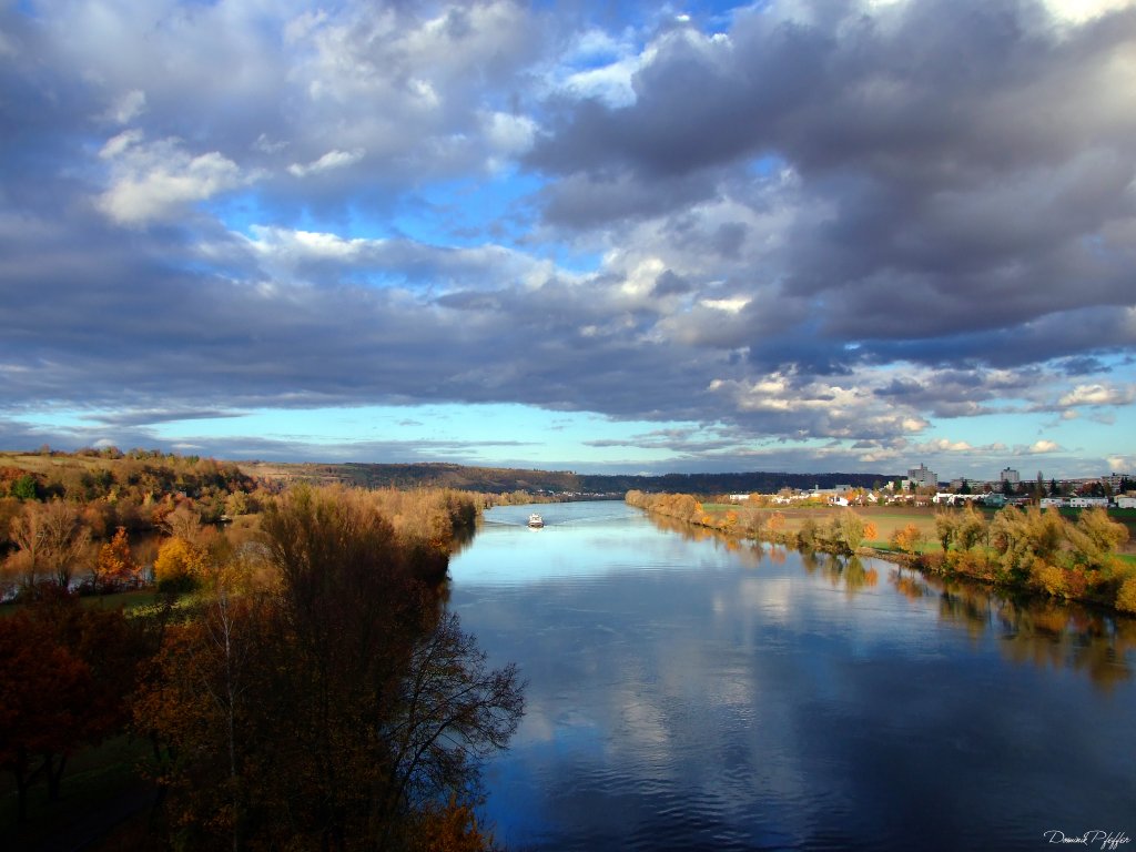 Blick ins Donautal bei Regensburg. 05.11.2009