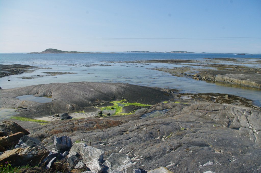 Bucht am Karlsoyfjord bei Kjerringoy (29.06.2013)