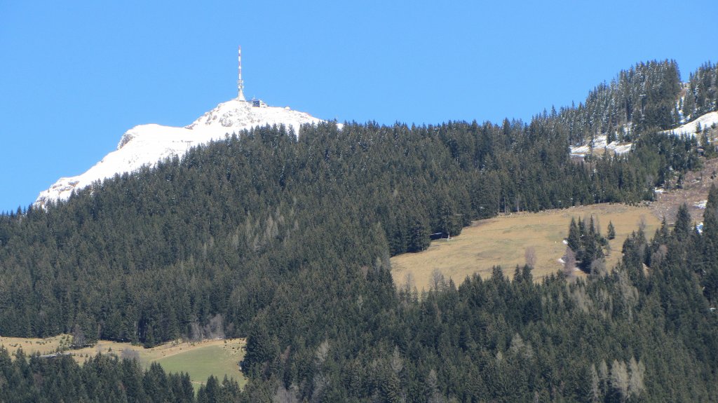 Das Kitzbheler Horn in den Kitzbheler Alpen, das Foto wurde am 21.4.2012 vom Hahnenkammbahnhof Kitzbhel aus gemacht.