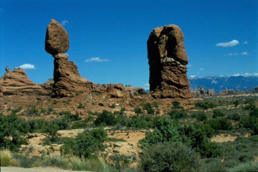 Der  Balanced Rock  im Arches Nationalpark in Utah im Juli 1998