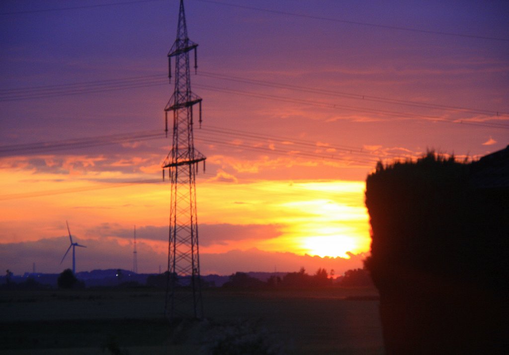 Der Sonnenuntergang in Kohlscheid-Bank am 15.7.2012.