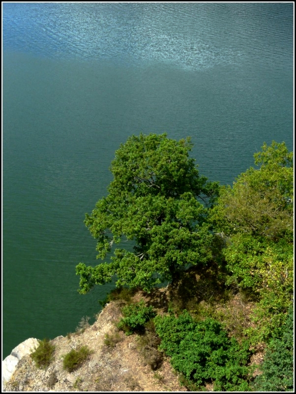 Der Stausee der Obersauer in der Nhe von Lultzhausen. 02.08.2010 (Jeanny)