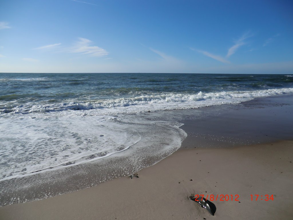 Die Nordsee ist relativ ruhig. Hier bei Vrist am 27.08.2012.