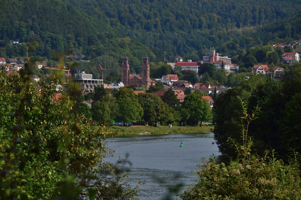 Durchblick ber den Neckar auf Eberbach.....21.9.2012