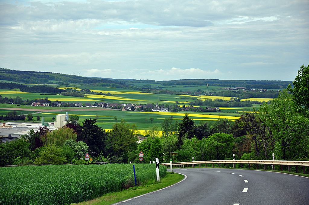 Eifellandschaft bei Bad Mnsterefel im Frhling - 10.05.2012