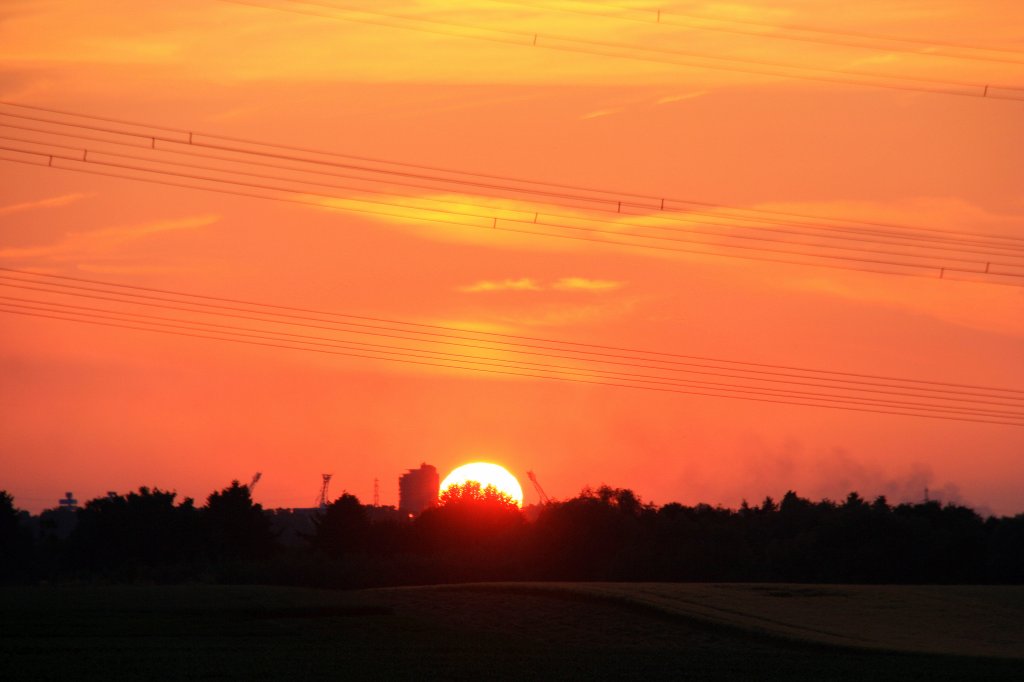 Ein schner Sommerabend und einen schnen Sonnenuntergang in Kohlscheid-Bank am 7.7.2013.