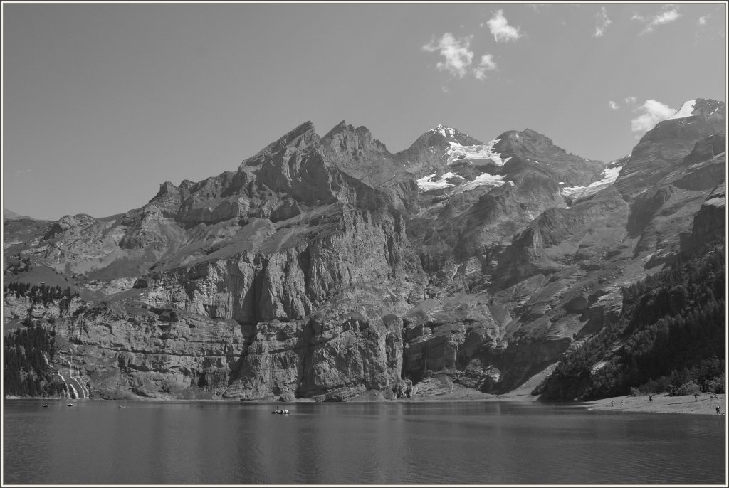 Eine andere Sichtweise:Der schinensee in S/W.
(22.08.2011) 