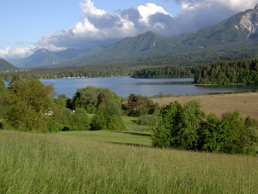 Faaker See von der Strae von Faak a. See nach Drobollach (19.05.2013)