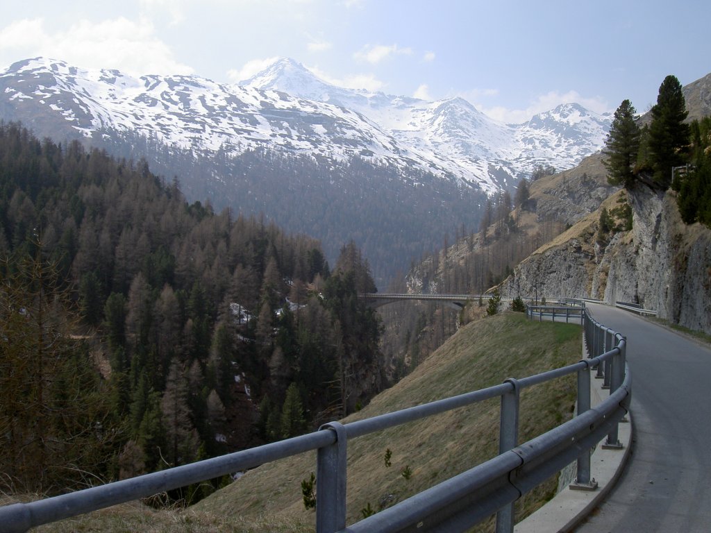 Ferrera Tal, Piz Hreli 2855 M. bei Avers (22.04.2011)