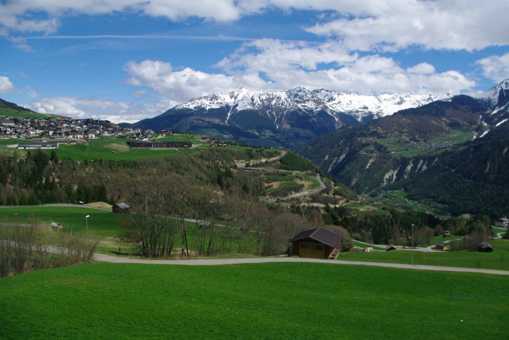 Fiss, Niedere Aifnerspitze (2558 M.) und Falkauner Kpfle (2834 M), Oberinntal (28.04.2013)