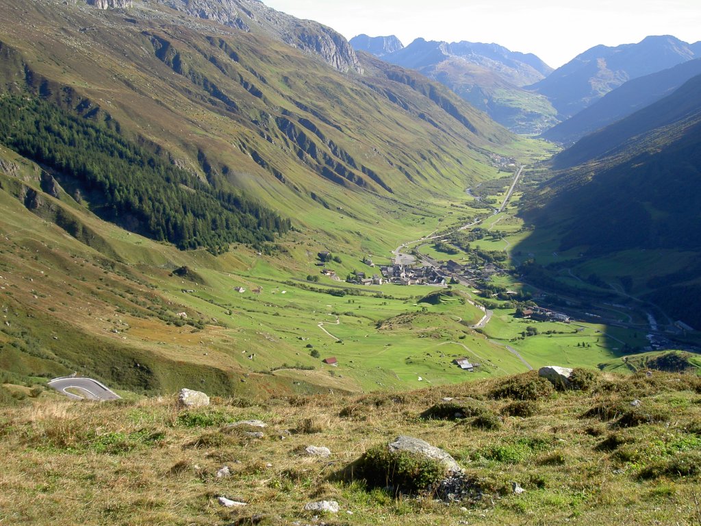 Furkapass, Aussicht auf das Urseren Tal (15.09.2010)