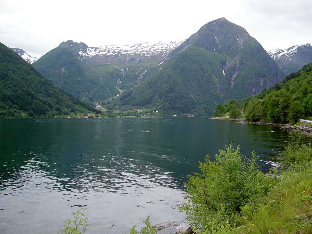 Gaulafjord, Seitenarm des Sognefjord bei Balestrand (26.06.2013)