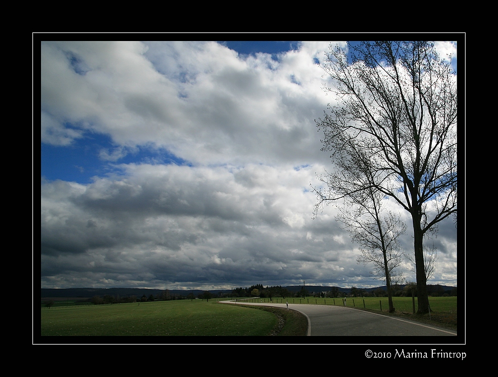 Hunsrck - Zufahrt nach Womrath, Rheinland-Pfalz Deutschland