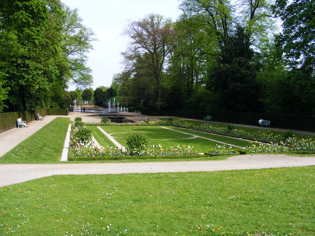 Im Park von Schlo Benrath in Dsseldorf, 28. April 2010. 
