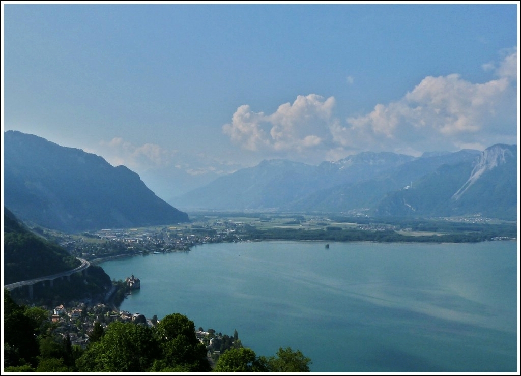 In Glion hat man eine schne Aussicht auf den Lac Lman. 26.05.2012 (Hans)