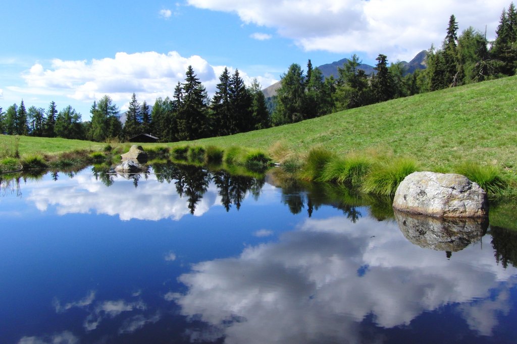 Kleiner Bergsee bei Terenten in Sdtirol (September 2010)