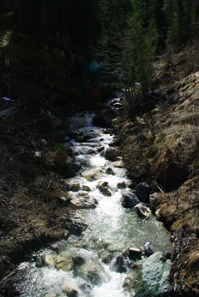 Maleng Bach bei Mon im Oberhalbsteintal (10.04.2011)