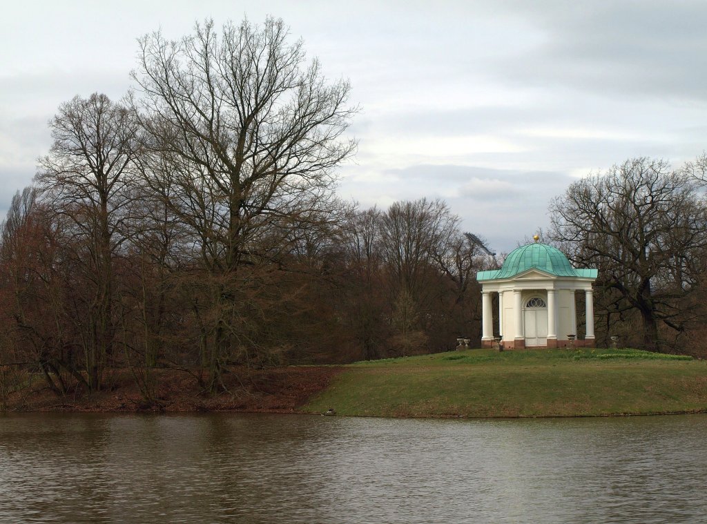 Momentaufnahme vom Pavillon in der Karlsaue in Kassel auf der Wanderung am 14.4.2013.