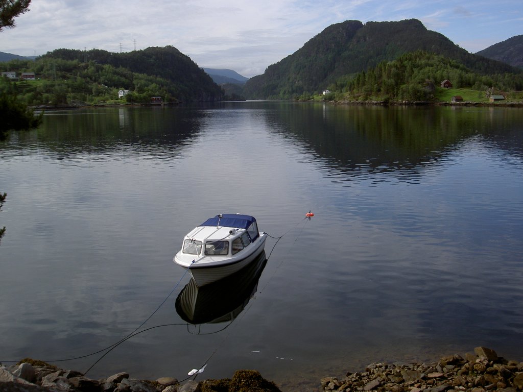 Osterfjord bei Vikanes (26.06.2013)