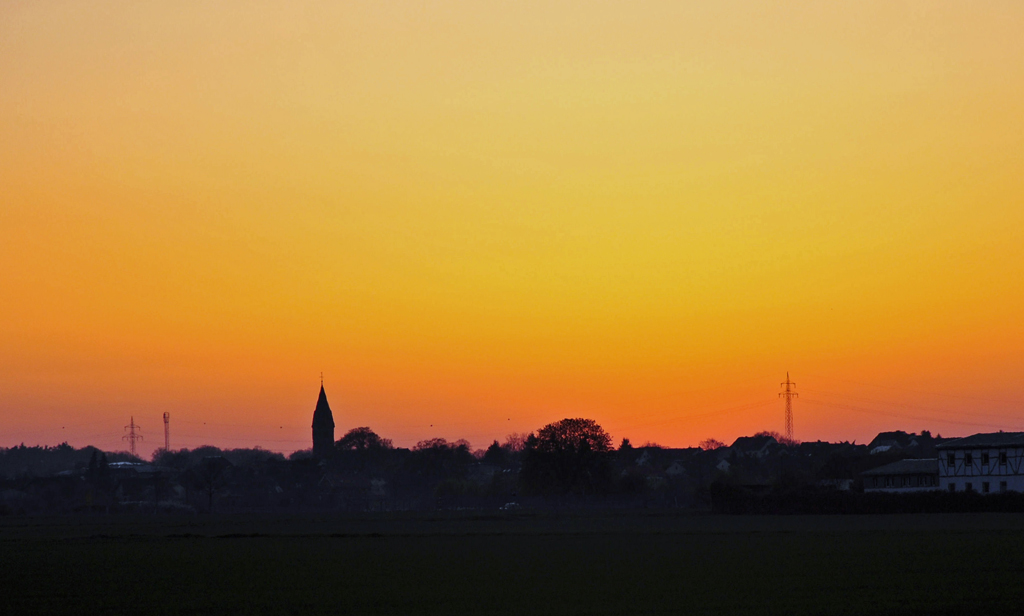 Serie Sonnenuntergang (5) in der Eifel (weg ist sie !!) - 17.04.2010