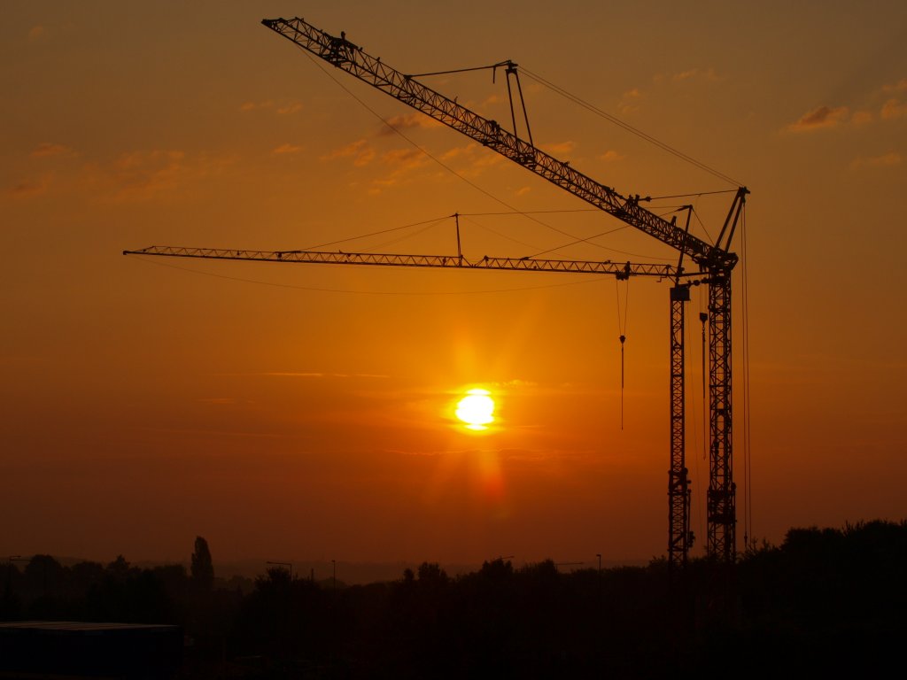 Sonnenaufgang vom 12.07.2010 auf der Campusbaustelle der RWTH in Aachen.