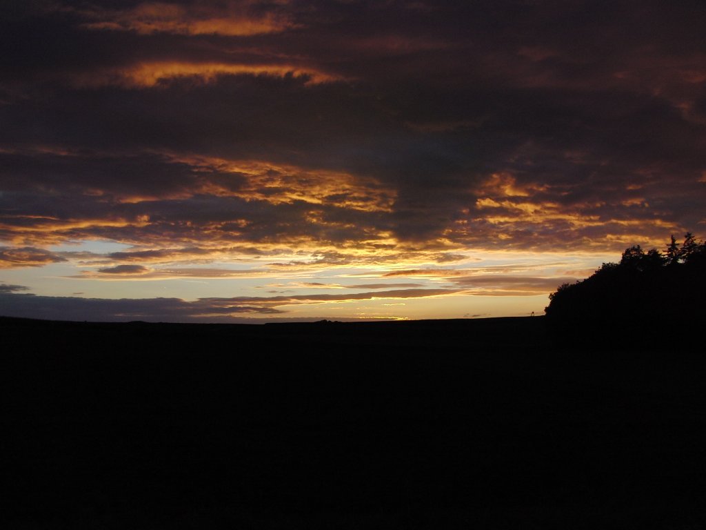 Sonnenuntergang bei Bischwind a.R. am 9.8.2011