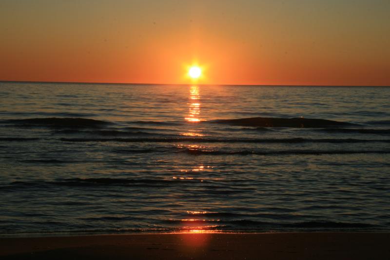 Sonnenuntergang im Tyrrhenischen Meer bei Anzio; 11.01.2012