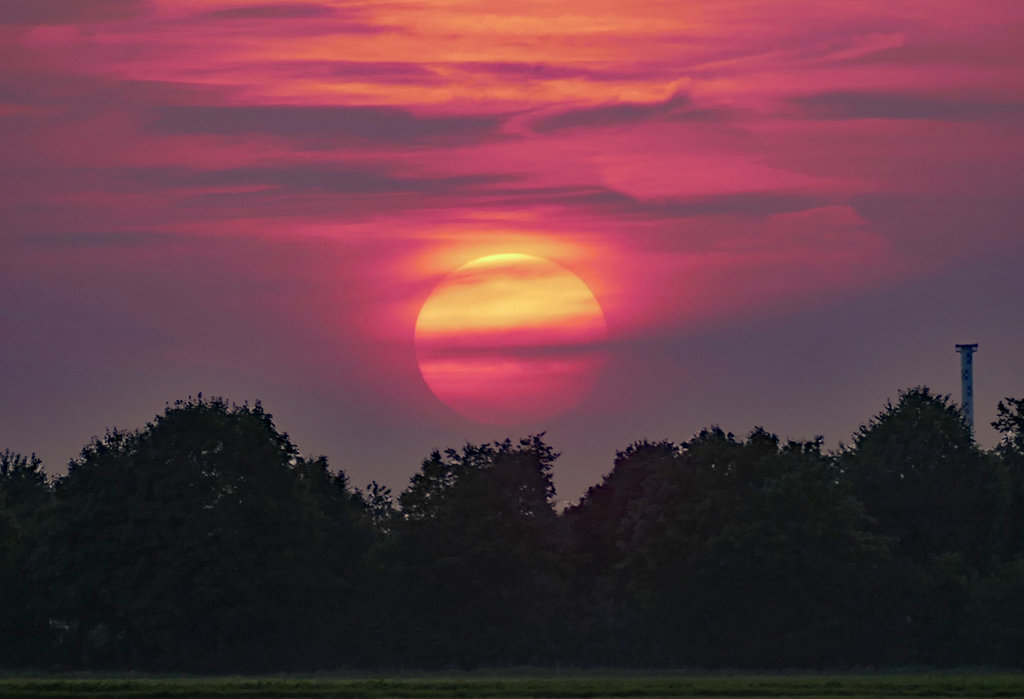 Sonnenuntergang über der Eifel - 28.08.2017