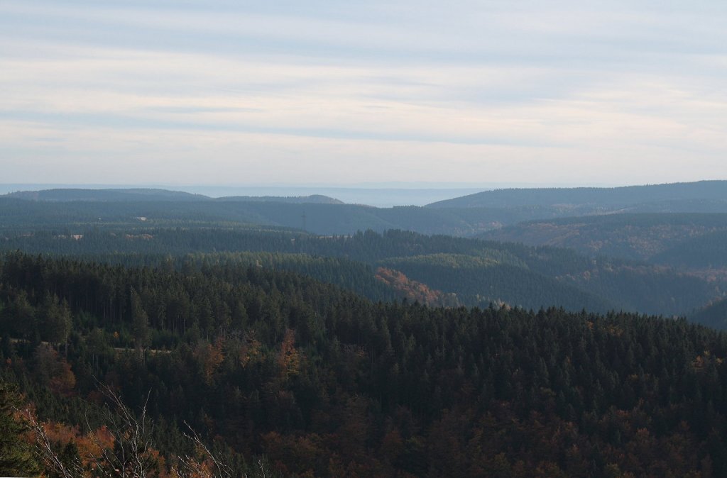 Sdharz, Hainleite und Thringer Wald; Blick von den Hahnenkleeklippen am spten Nachmittag des 18.10.2012 Richtung Sden.