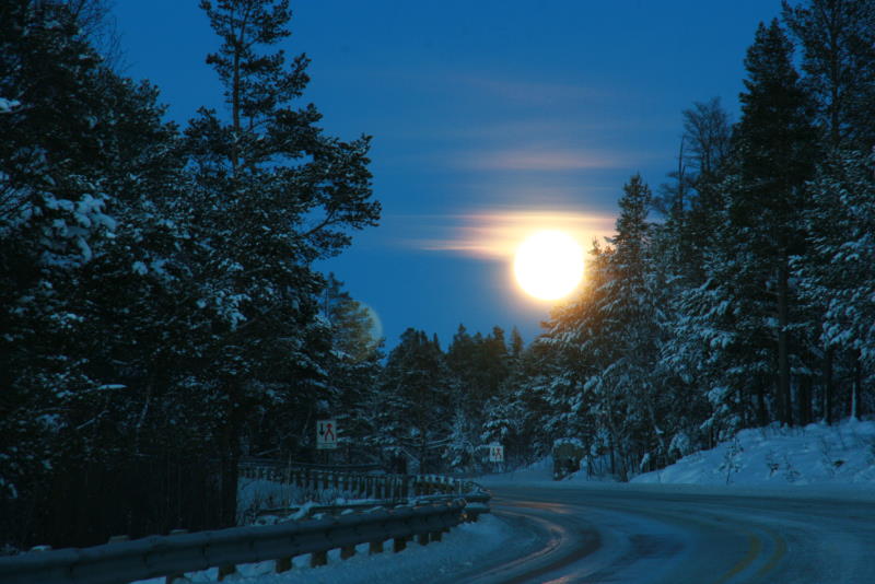 Vollmond ber dem Dovrefjell; 30.10.2012