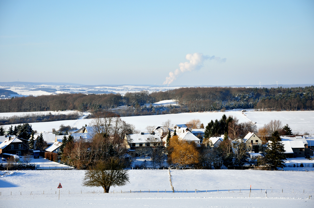 Weiler am Berg mit Blick in Richtung Dren. 18.12.2010