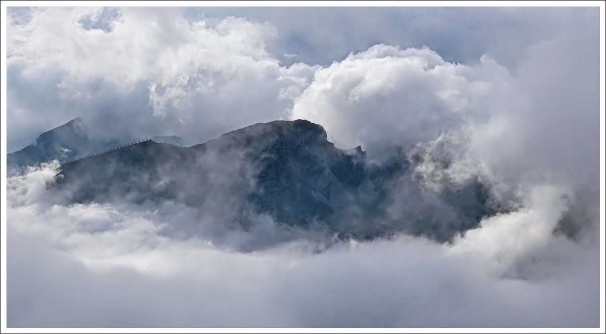 . Aussicht aus der Brienz Rothorn Bahn in Richtung Chemad am 29.09.2013. (Hans)