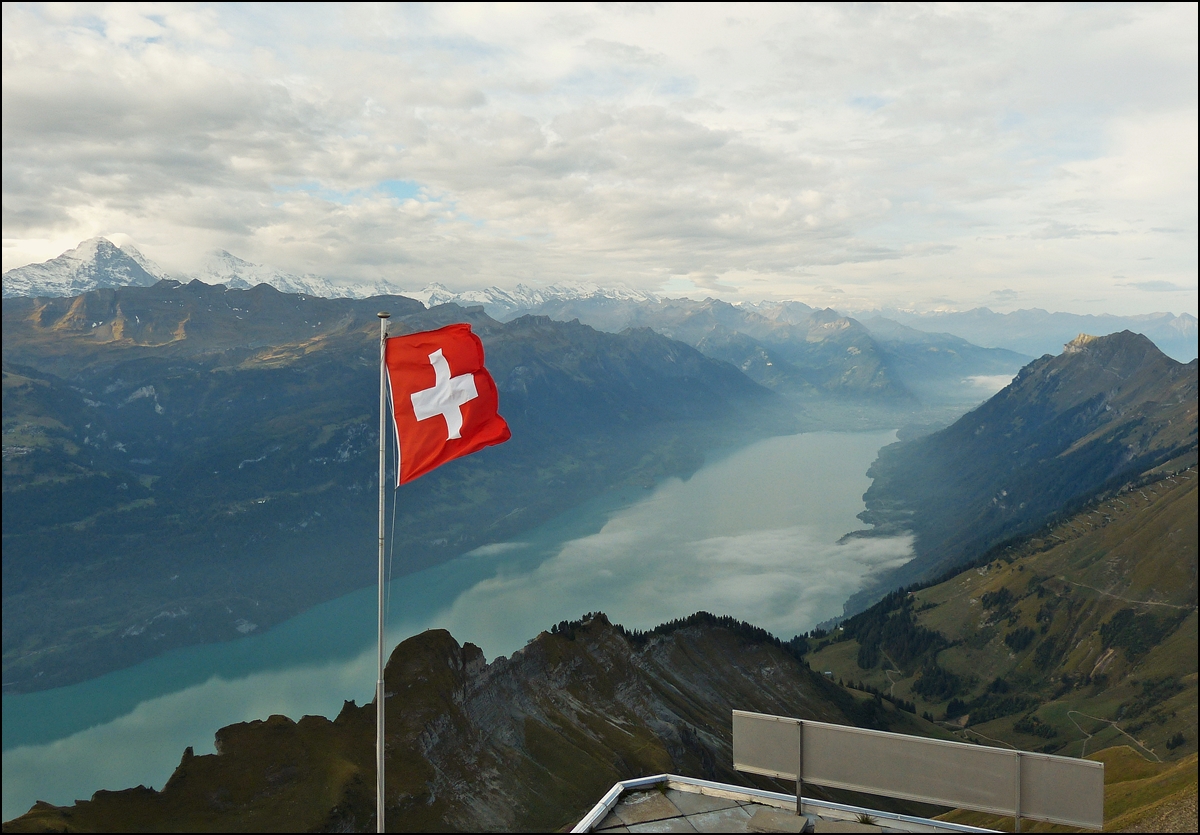 . Die Aussicht aus unserem Zimmer im Berghaus am Brienzer Rothorn. 29.09.2013 (Hans)