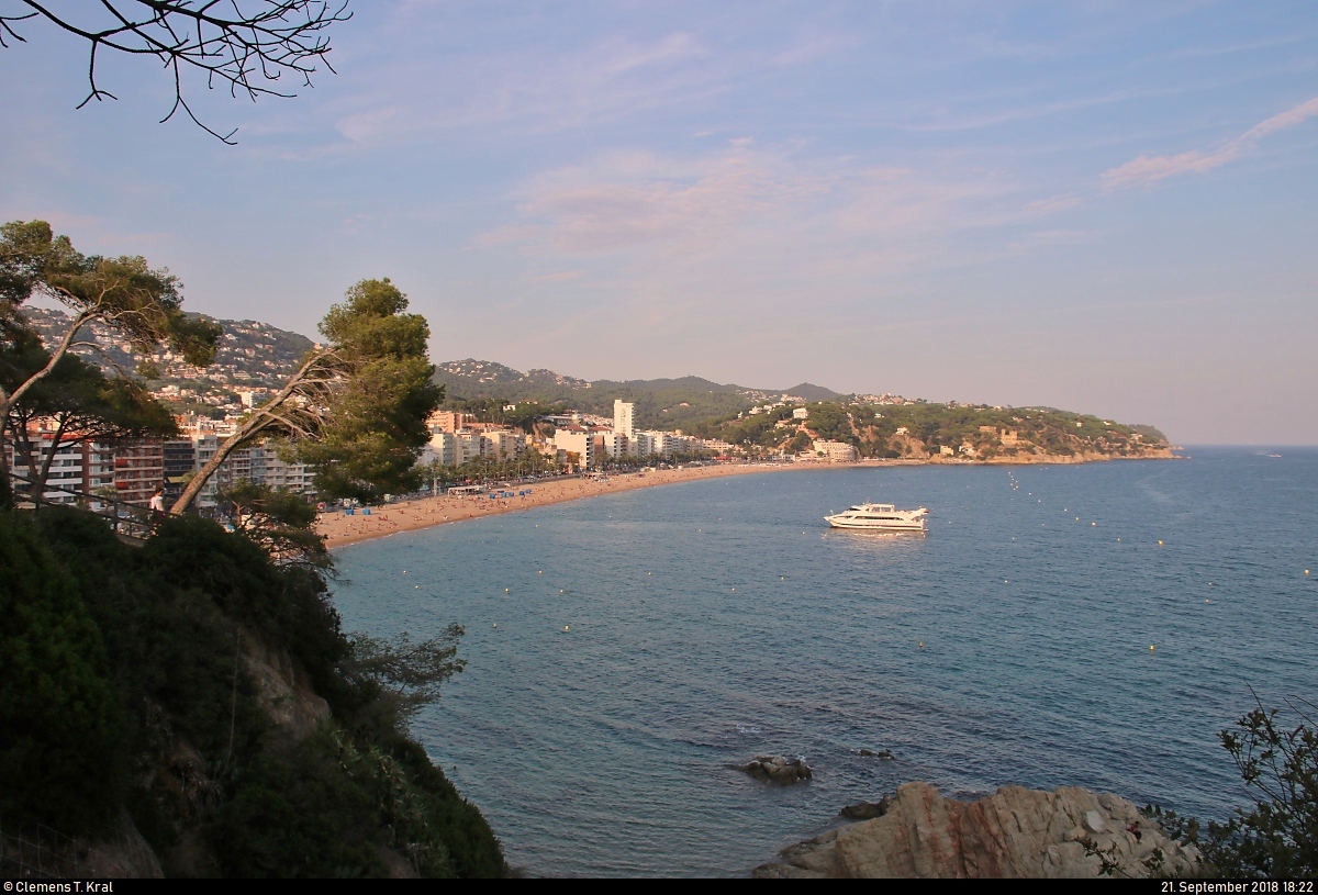 Abendlicher Blick auf das Mittelmeer (Costa Brava) in Lloret de Mar (E).
[21.9.2018 | 18:22 Uhr]