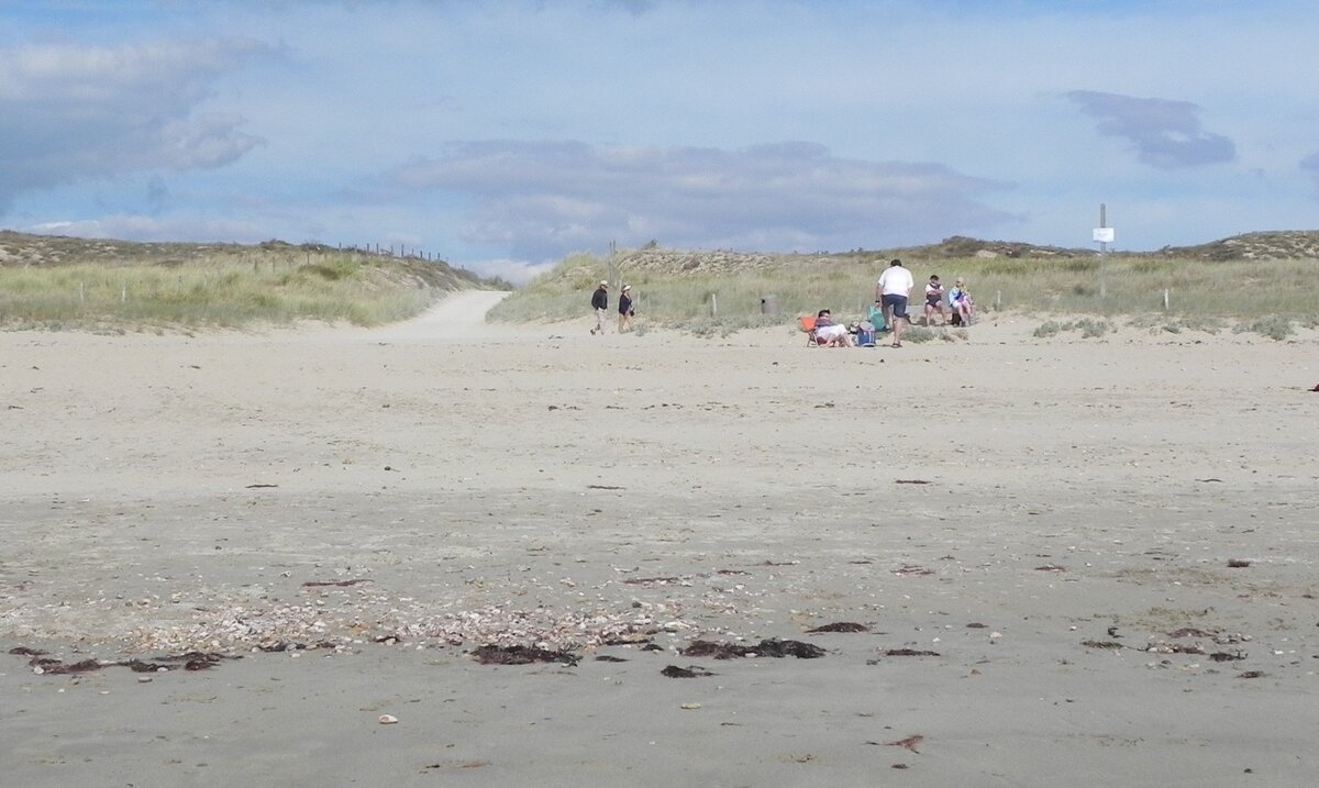 Am Strand von Barbatre auf der französischen Atlantikinsel Noirmotier am 08.09.2019.