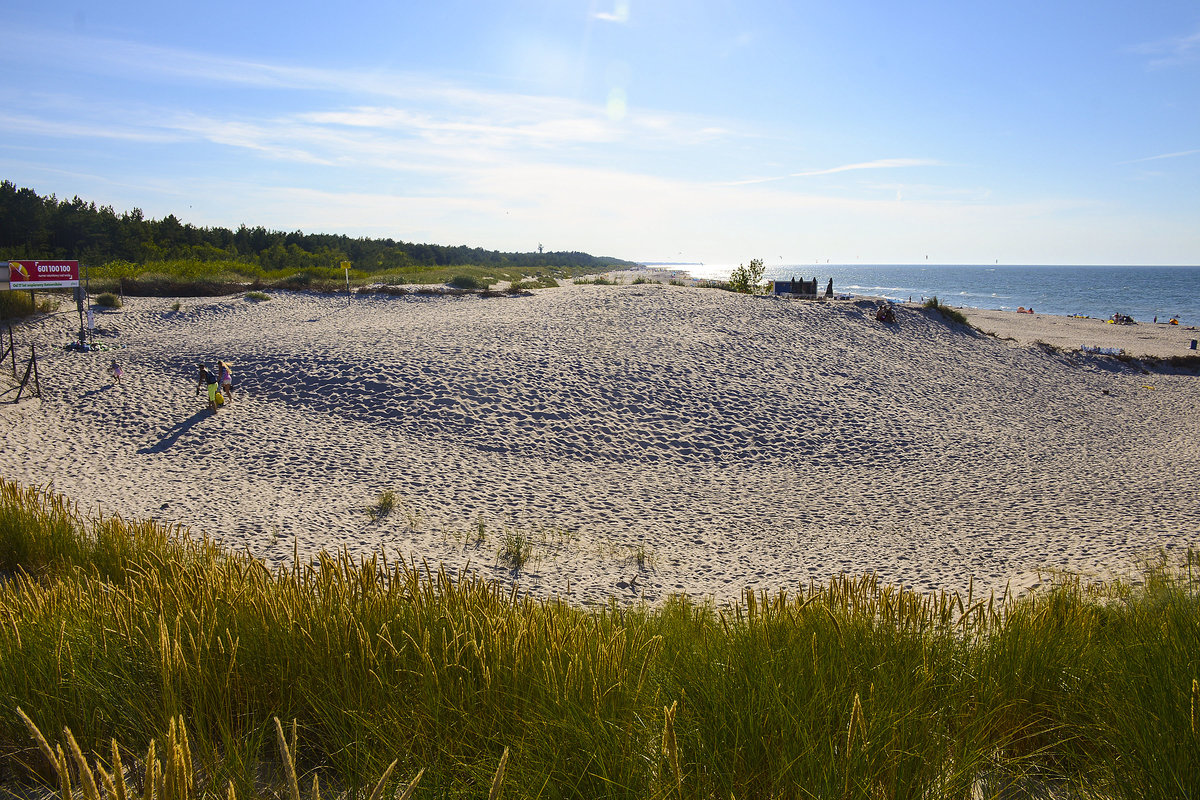 Am Strand vor Łeba an der polnischen Ostseeküste. Aufnahme: 18. August 2020.