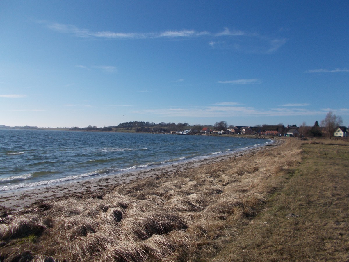 Auch in Alt Reddevitz gibt es einen Strand nur liegt dieser nicht an der Ostsee.Aufnahme vom 08.März 2015.