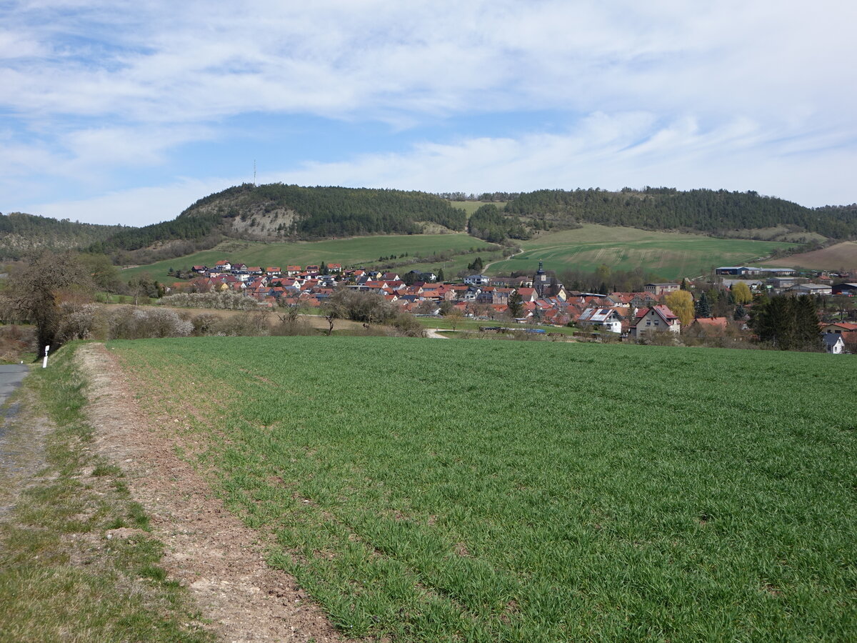 Ausblick auf den Ort Teichel, Landkreis Saalfeld-Rudolstadt (17.04.2022)