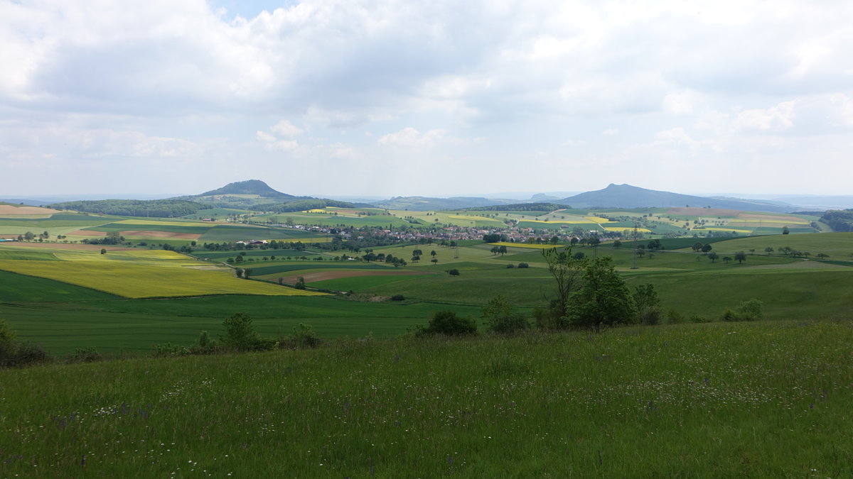 Ausblick auf den Ort Watterdingen im Lkr. Konstanz (25.05.2017)